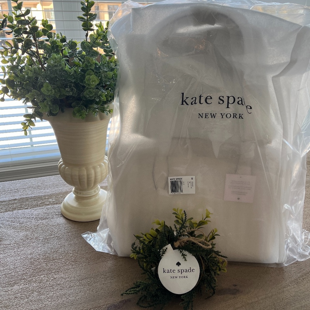 💕♠️ NWT kate spade ♠️💕 Monet Triple Compartment Tote - Picture 8 of 12